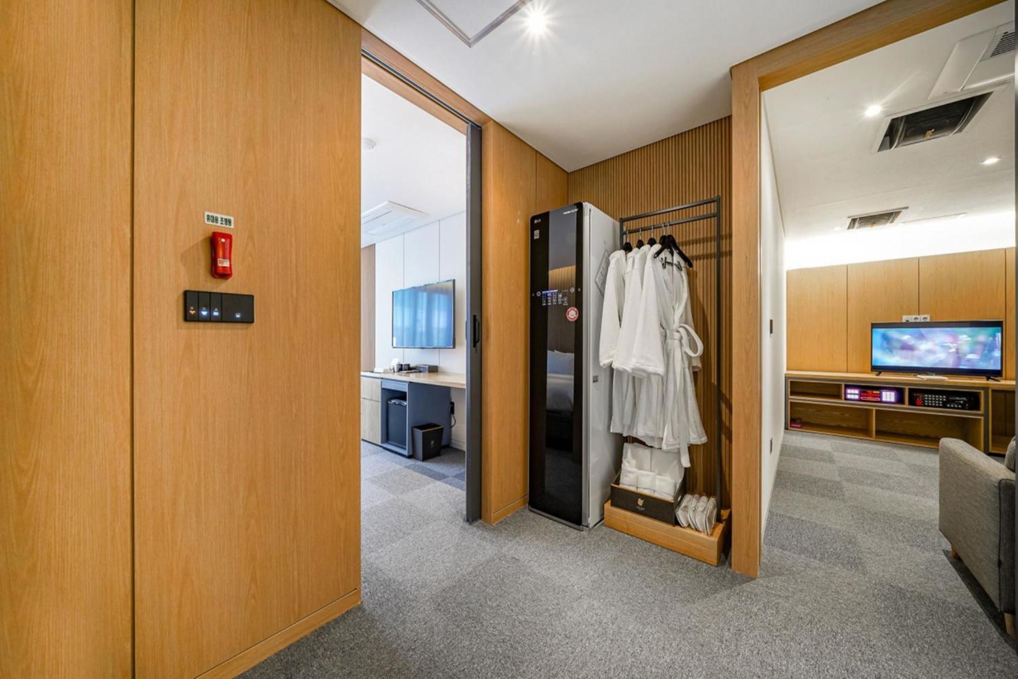 Haeundae The Van Hotel 釜山広域市 エクステリア 写真